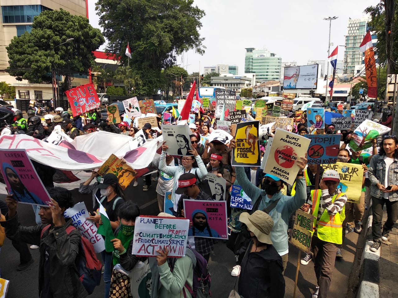 Aksi Climate Strike, Alarm untuk Atasi Krisis Iklim